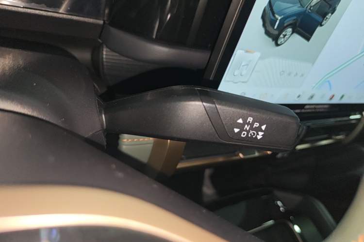 Used iCAR 03 2024 501km Two-Wheel Drive Long-Range Version Gear Lever