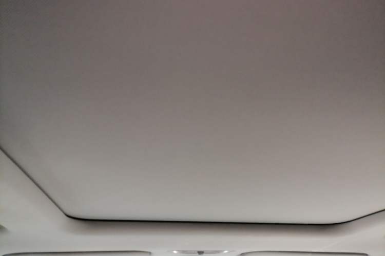 Used iCAR 03 2024 501km Two-Wheel Drive Long-Range Yuechao Edition Headliner