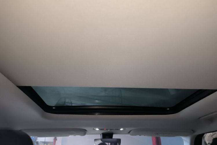 Used iCAR 03 2024 472km Four-Wheel Drive Long-Range Version Headliner