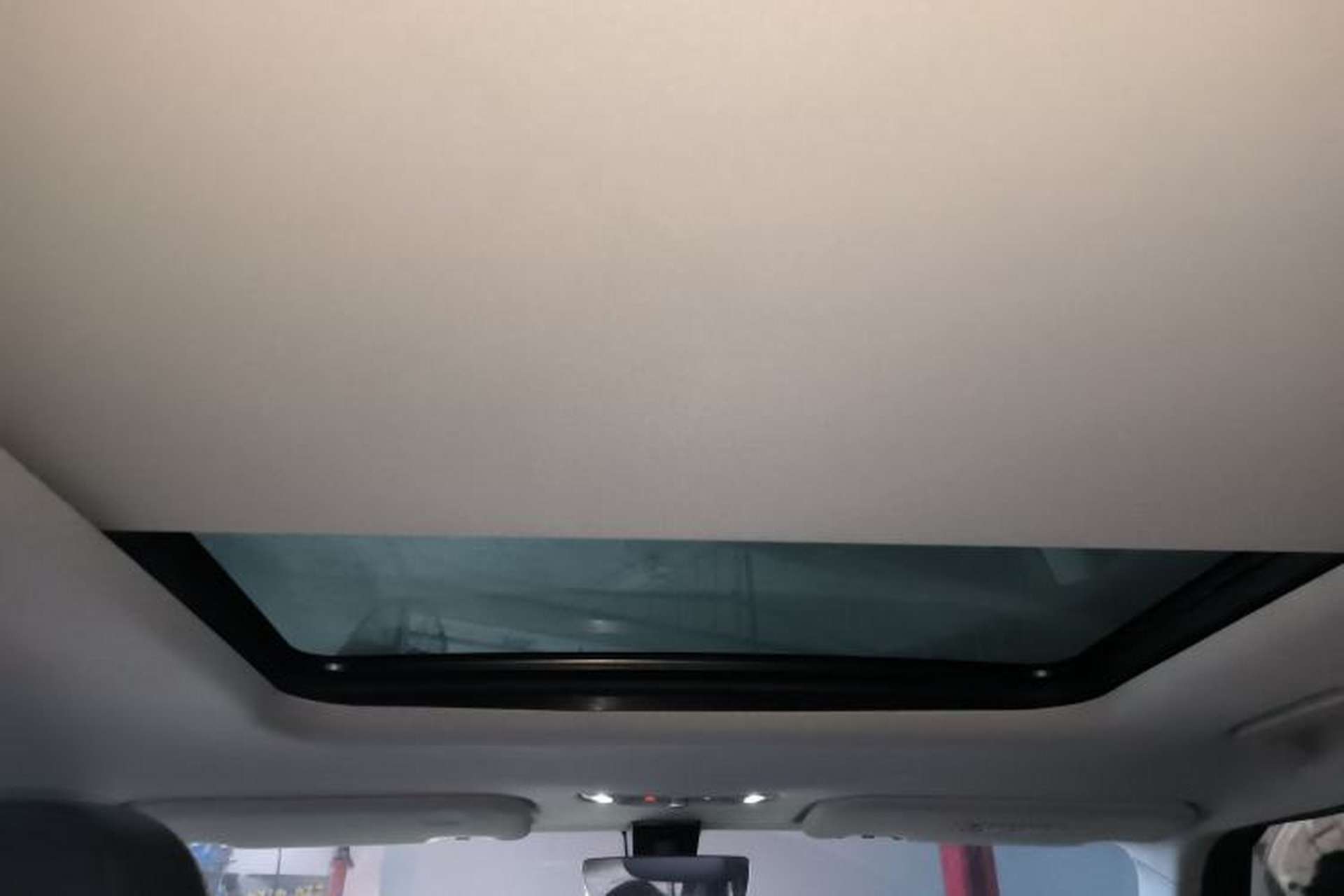 Used iCAR 03 2024 472km Four-Wheel Drive Long-Range Version Headliner