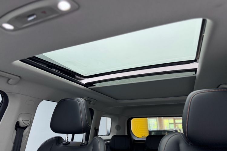 Used iCAR 03 2024 501km Two-Wheel Drive Long-Range Version Headliner