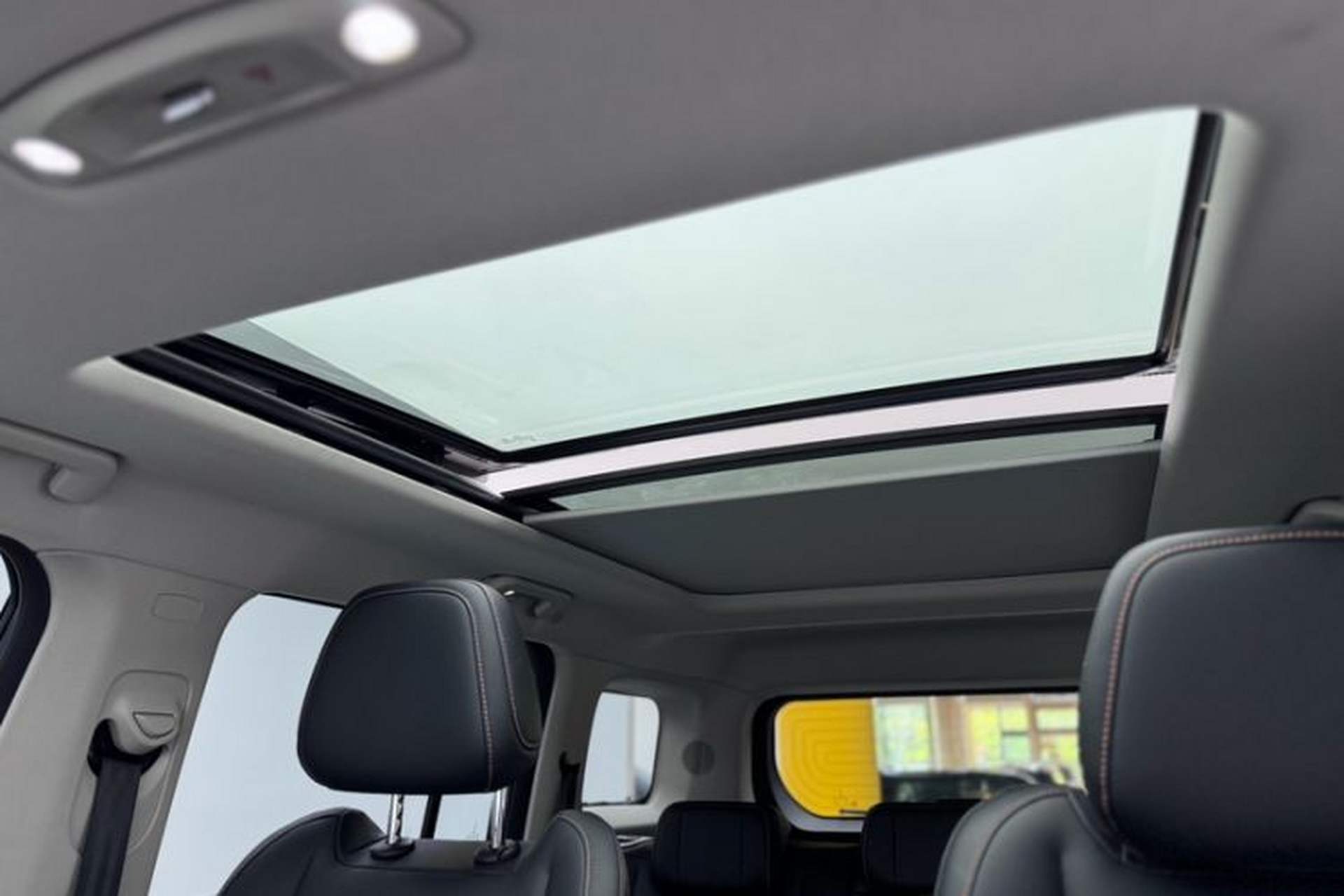 Used iCAR 03 2024 501km Two-Wheel Drive Long-Range Version Headliner