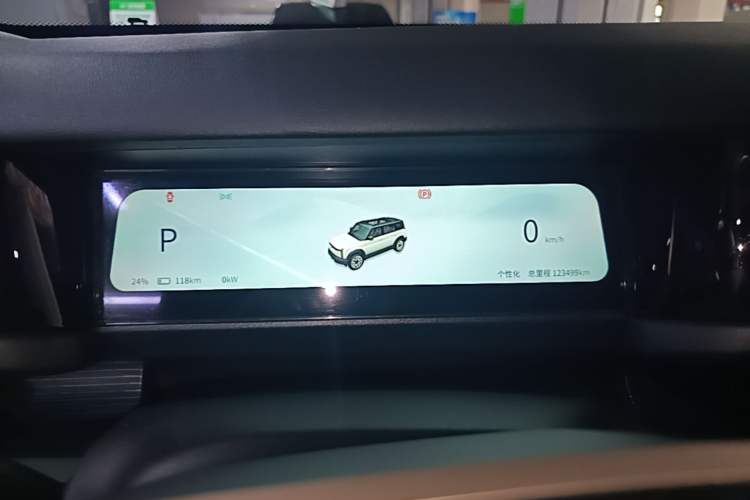 Used iCAR 03 2024 501km Four-wheel Drive Long-Range Advanced Version Instrument Cluster