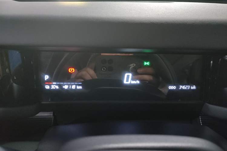 Used iCAR 03 2024 401km Two-Wheel Drive Standard Edition Instrument Cluster
