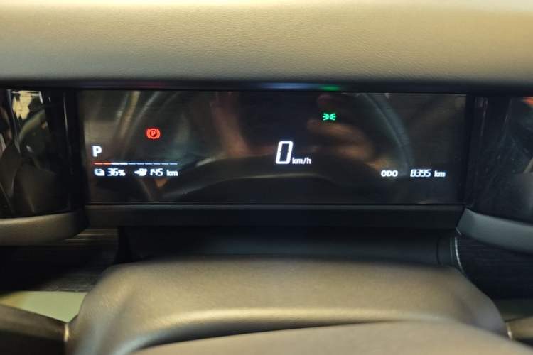 Used iCAR 03 2024 401km Two-Wheel Drive Standard Advanced Version Instrument Cluster