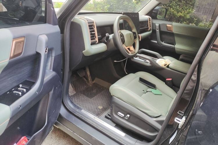 Used iCAR 03 2024 401km Two-Wheel Drive Standard Advanced Version Interior 3