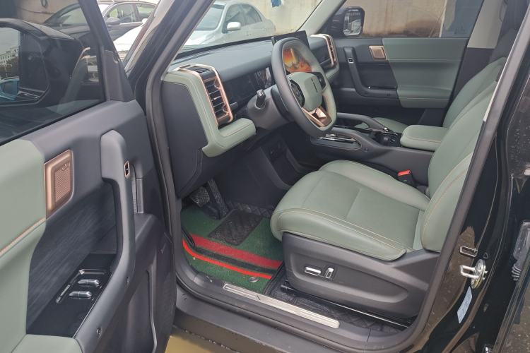 Used iCAR 03 2024 472km Four-Wheel Drive Long-Range Intelligent Advanced Version Interior 3