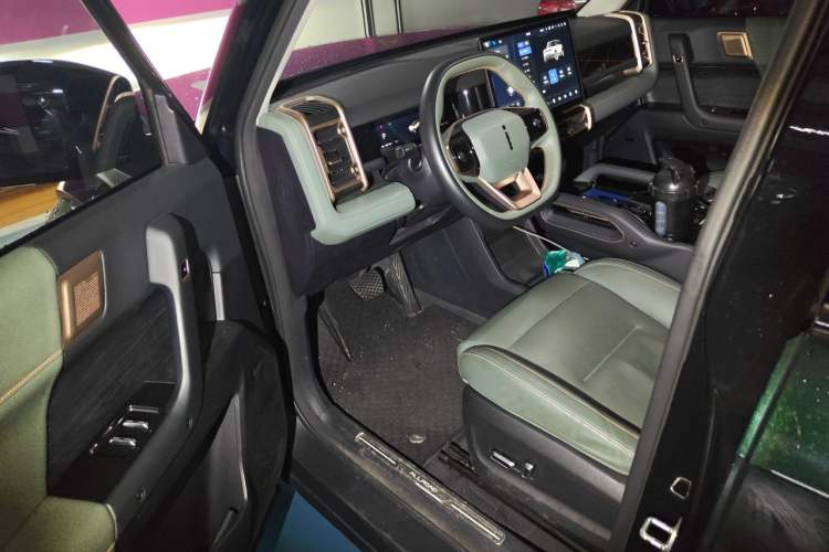 Used iCAR 03 2024 472km Four-Wheel Drive Long-Range Version Interior 3