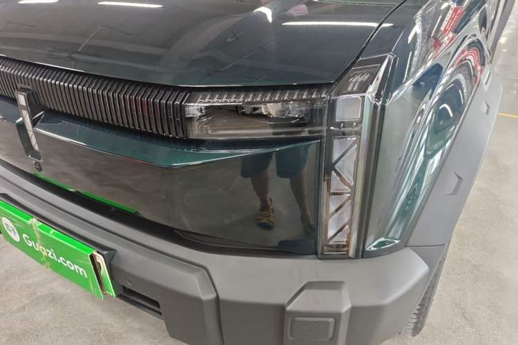 Used iCAR 03 2024 401km Range Two-Wheel Drive Standard Yuechao Version Left Front Headlight