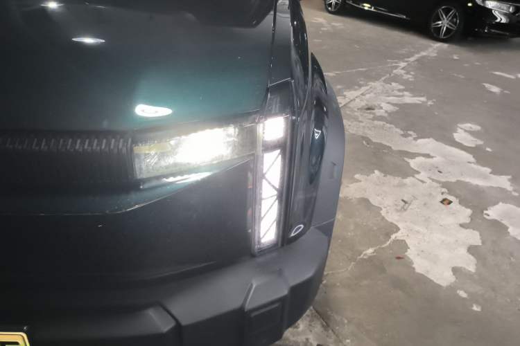 Used iCAR 03 2024 472km Four-Wheel Drive Long-Range Version Left Front Headlight