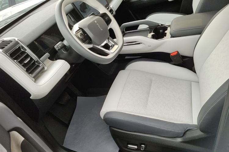 Used iCAR 03 2024 401km Two-Wheel Drive Standard Edition Left Front Seat
