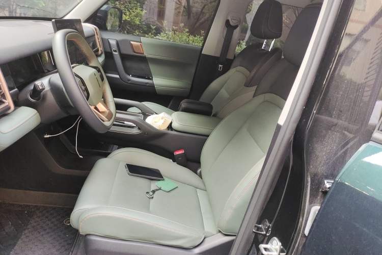 Used iCAR 03 2024 401km Two-Wheel Drive Standard Advanced Version Left Front Seat