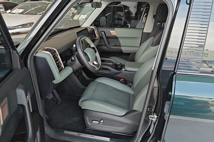 Used iCAR 03 2024 501km Two-Wheel Drive Long-Range Version Left Front Seat
