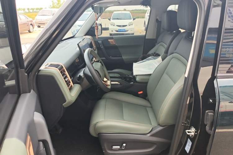 Used iCAR 03 2024 472km Four-Wheel Drive Long-Range Intelligent Advanced Version Left Front Seat