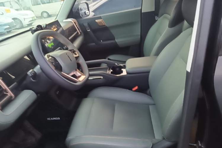 Used iCAR 03 2024 401km Two-Wheel Drive Standard Advanced Version Left Front Seat