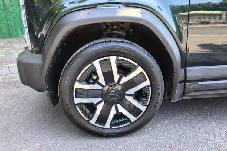 Used iCAR 03 2024 472km Four-Wheel Drive Long-Range Version Left Front Wheel Hub