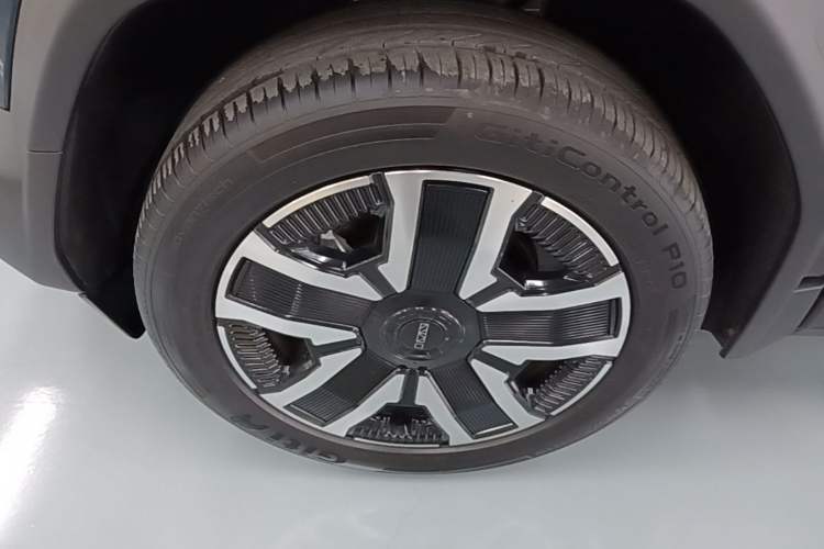 Used iCAR 03 2024 472km Four-Wheel Drive Long-Range Version Left Front Wheel Hub
