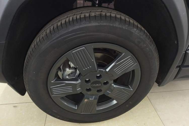 Used iCAR 03 2024 501km Two-Wheel Drive Long-Range Version Left Front Wheel Hub