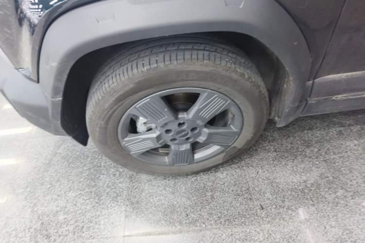 Used iCAR 03 2024 501km Two-Wheel Drive Long-Range Version Left Front Wheel Hub