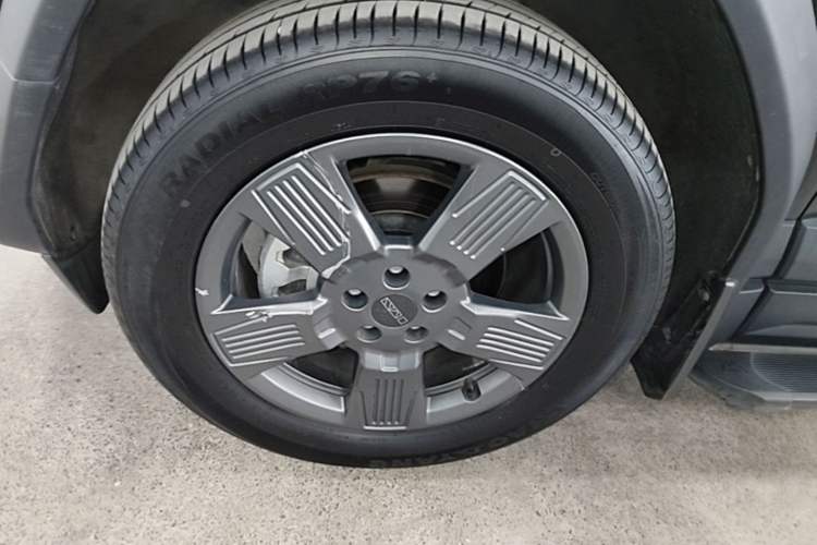 Used iCAR 03 2024 501km Two-Wheel Drive Long-Range Version Left Front Wheel Hub