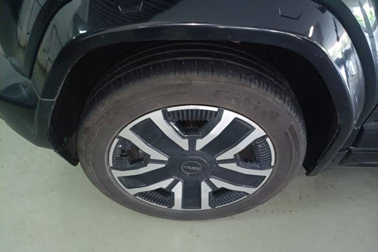 Used iCAR 03 2024 472km Four-Wheel Drive Long-Range Version Left Front Wheel Hub