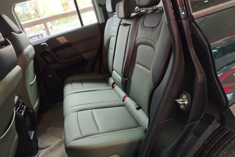 Used iCAR 03 2024 401km Two-Wheel Drive Standard Advanced Version Left Rear Seat