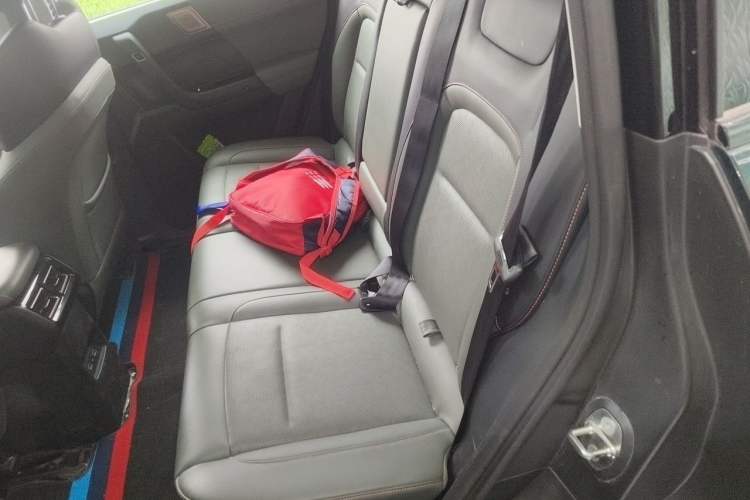Used iCAR 03 2024 501km Two-Wheel Drive Long-Range Version Left Rear Seat
