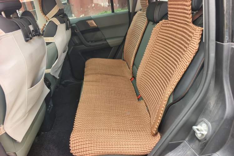 Used iCAR 03 2024 472km Four-Wheel Drive Long-Range Version Left Rear Seat