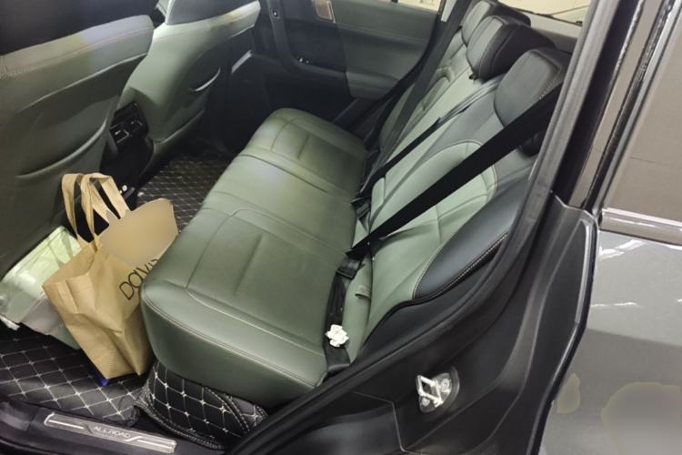 Used iCAR 03 2024 501km Two-Wheel Drive Long-Range Version Left Rear Seat