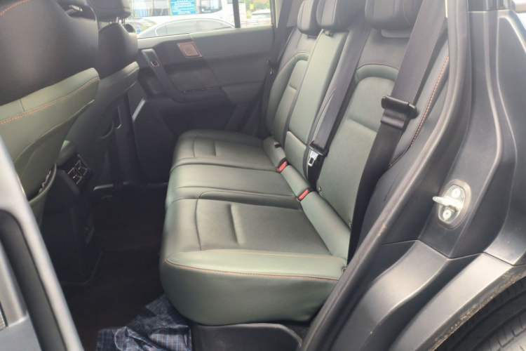 Used iCAR 03 2024 401km Two-Wheel Drive Standard Advanced Version Left Rear Seat