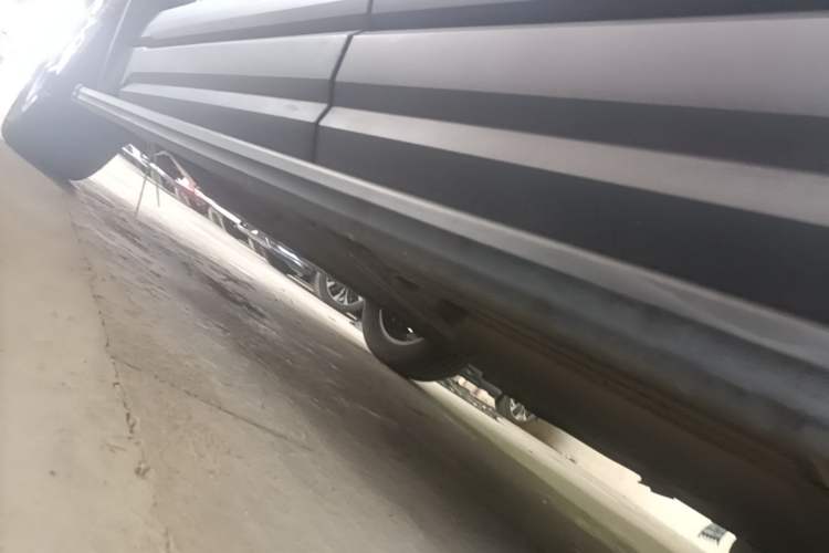 Used iCAR 03 2024 501km Two-Wheel Drive Long-Range Version Left Side Sill