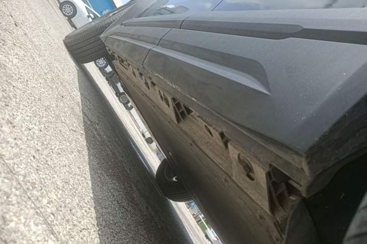 Used iCAR 03 2024 501km Two-Wheel Drive Long-Range Yuechao Edition Left Side Sill
