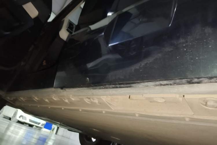 Used iCAR 03 2024 501km Range Two-Wheel Drive Long-Range Smart Trend Edition Left Side Sill