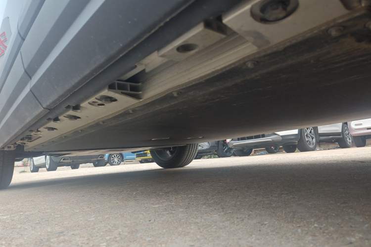 Used iCAR 03 2024 472km Four-Wheel Drive Long-Range Intelligent Advanced Version Left Side Sill
