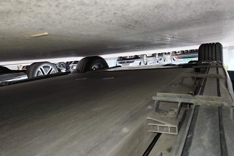 Used iCAR 03 2024 501km Two-Wheel Drive Long-Range Version Left Side Sill