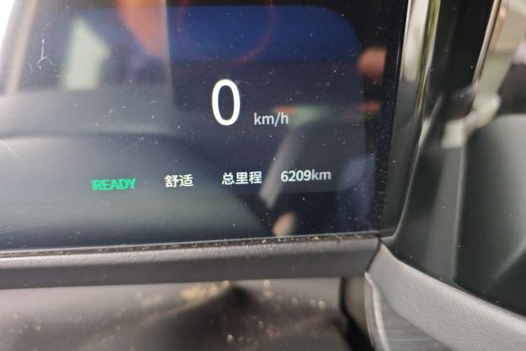 Used iCAR 03 2024 501km Four-wheel Drive Long-range Intelligent Driving Edition Odometer Close Up