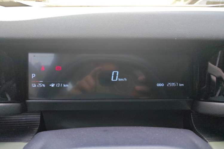 Used iCAR 03 2024 501km Two-Wheel Drive Long-Range Version Odometer Close Up