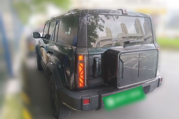 Used iCAR 03 2024 501km Two-Wheel Drive Long-Range Version Rear Left 45 Deg