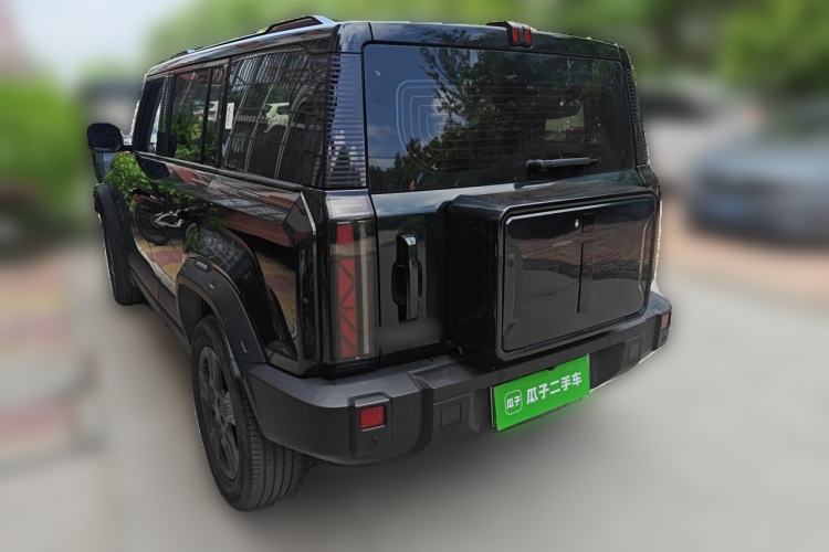 Used iCAR 03 2024 501km Two-Wheel Drive Long-Range Version Rear Left 45 Deg