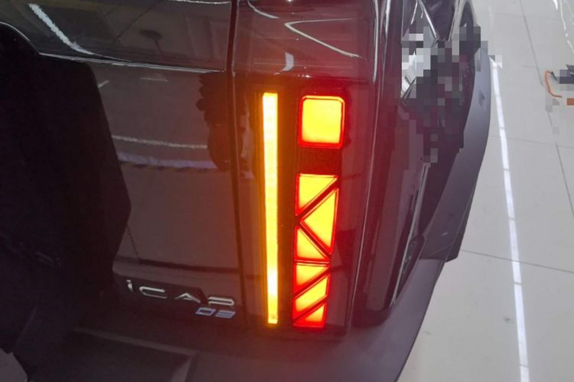 Used iCAR 03 2024 401km Two-Wheel Drive Standard Advanced Version Right Rear Taillight