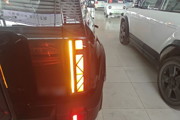 Used iCAR 03 2024 401km Range Two-Wheel Drive Standard Yuechao Version Right Rear Taillight