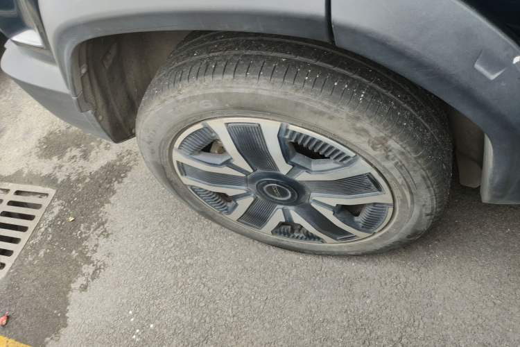 Used iCAR 03 2024 472km Four-Wheel Drive Long-Range Smart Enjoyment Version Right Rear Wheel Hub