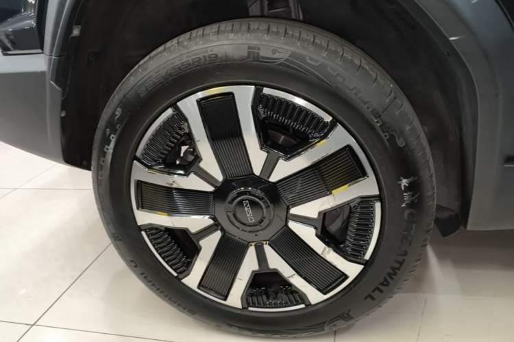 Used iCAR 03 2024 472km Four-Wheel Drive Long-Range Version Right Rear Wheel Hub