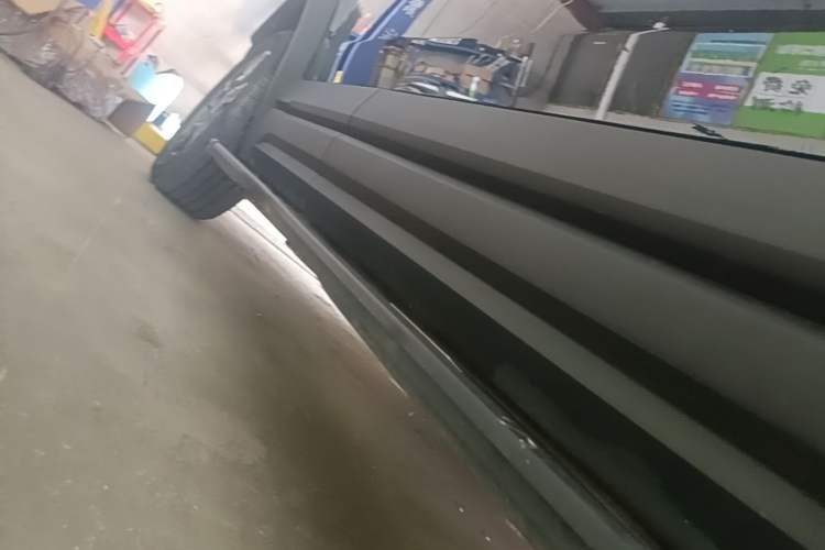 Used iCAR 03 2024 501km Two-Wheel Drive Long-Range Version Right Side Sill