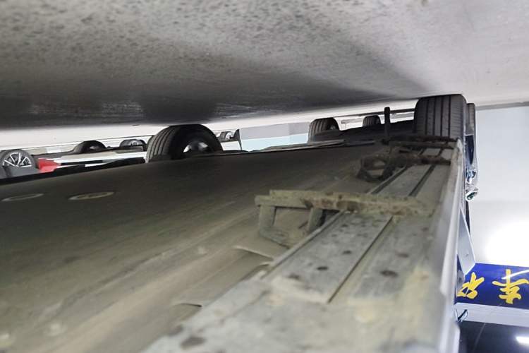Used iCAR 03 2024 501km Two-Wheel Drive Long-Range Version Right Side Sill
