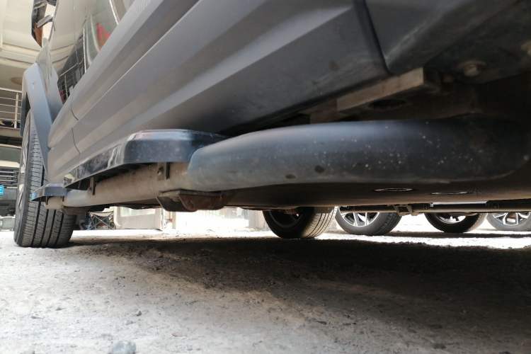 Used iCAR 03 2024 501km Two-Wheel Drive Long-Range Yuechao Edition Right Side Sill