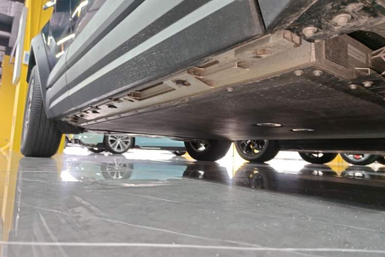 Used iCAR 03 2024 501km Two-Wheel Drive Long-Range Version Right Side Sill