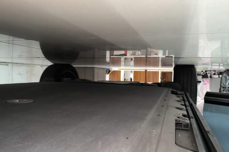 Used iCAR 03 2024 472km Four-Wheel Drive Long-Range Version Right Side Sill