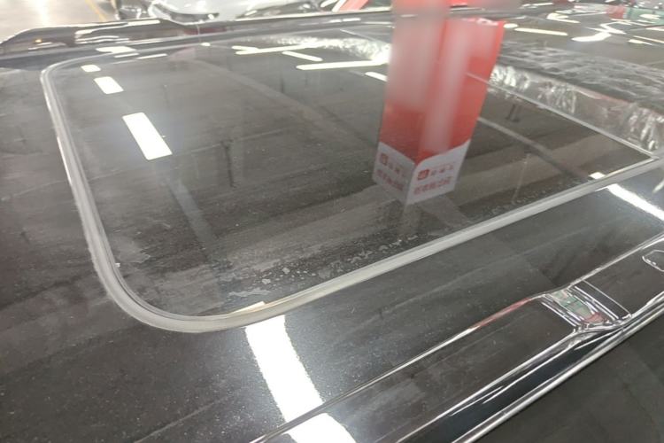 Used iCAR 03 2024 401km Range Two-Wheel Drive Standard Yuechao Version Roof