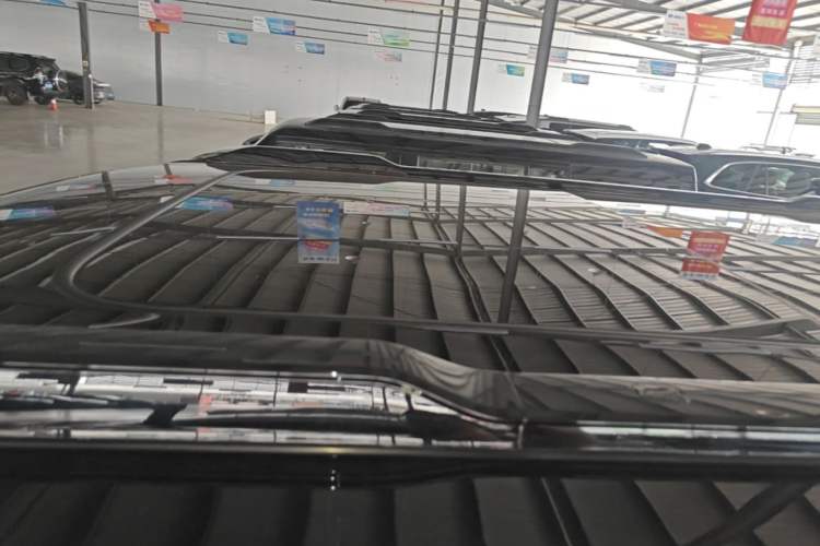 Used iCAR 03 2024 401km Range Two-Wheel Drive Standard Yuechao Version Roof